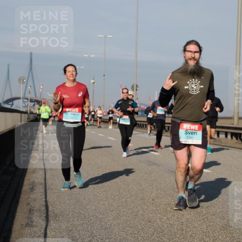 03.10.2025 - Köhlbrandbrückenlauf Fabian Wolf http://msf.ph/oto/9047022 03.10.2025 09:59:00 Position 3 1647, 1390 meine-sportfotos.de
