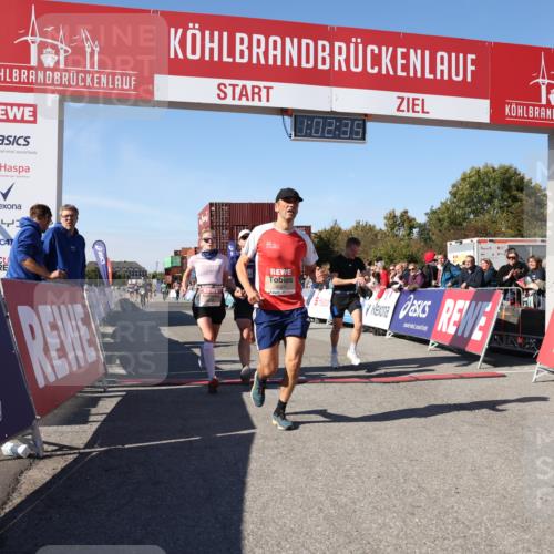 03.10.2025 - Köhlbrandbrückenlauf Lena Gebhardt http://msf.ph/oto/9047060 03.10.2025 13:02:35 Ziel 4024, 4187, 4271, 4277, 4380, 4783, 5080, 5726, 5784, 6320, 6321, 6479, 6783 meine-sportfotos.de