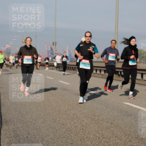 03.10.2025 - Köhlbrandbrückenlauf Fabian Wolf http://msf.ph/oto/9047061 03.10.2025 09:59:03 Position 3  meine-sportfotos.de