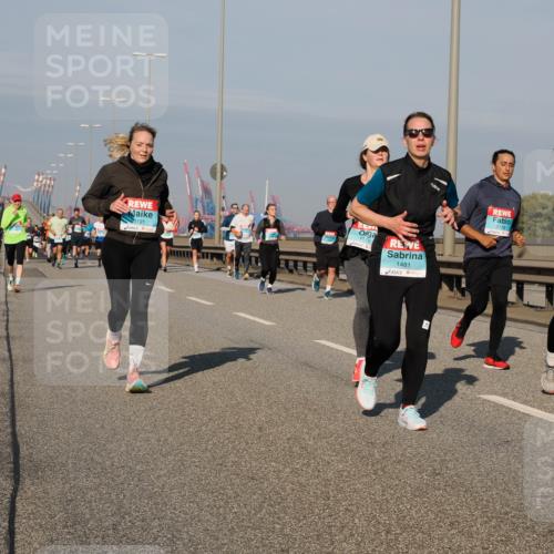 03.10.2025 - Köhlbrandbrückenlauf Fabian Wolf http://msf.ph/oto/9047072 03.10.2025 09:59:04 Position 3 3191, 179, 1481, 2719, 3792 meine-sportfotos.de