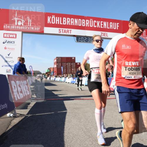 03.10.2025 - Köhlbrandbrückenlauf Lena Gebhardt http://msf.ph/oto/9047080 03.10.2025 13:02:37 Ziel 4024, 4187, 4271, 4380, 4783, 5080, 5726, 5784, 6255, 6320, 6321, 6479, 6783 meine-sportfotos.de