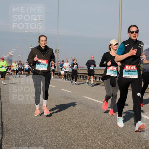 03.10.2025 - Köhlbrandbrückenlauf Fabian Wolf http://msf.ph/oto/9047084 03.10.2025 09:59:04 Position 3 3191, 1179, 1481 meine-sportfotos.de