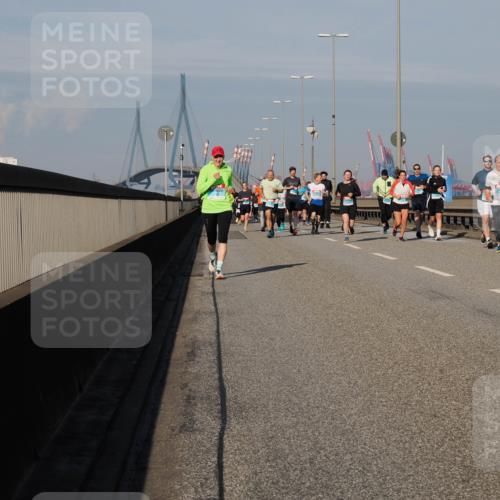 03.10.2025 - Köhlbrandbrückenlauf Fabian Wolf http://msf.ph/oto/9047112 03.10.2025 09:59:08 Position 3  meine-sportfotos.de