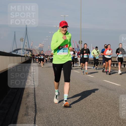 03.10.2025 - Köhlbrandbrückenlauf Fabian Wolf http://msf.ph/oto/9047168 03.10.2025 09:59:12 Position 3 1736 meine-sportfotos.de