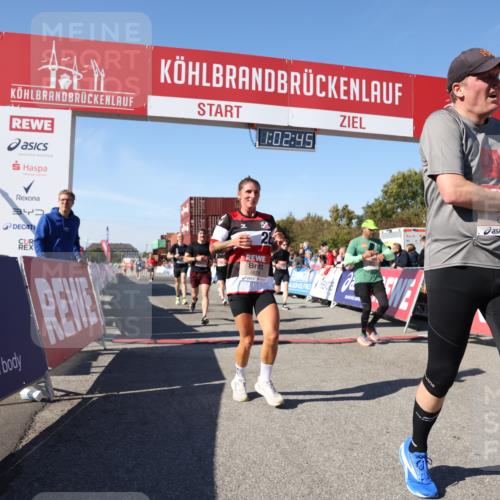 03.10.2025 - Köhlbrandbrückenlauf Lena Gebhardt http://msf.ph/oto/9047179 03.10.2025 13:02:46 Ziel 4116, 4579, 5245, 5726, 5793, 5810, 6175, 6255, 6447, 6739, 6783 meine-sportfotos.de