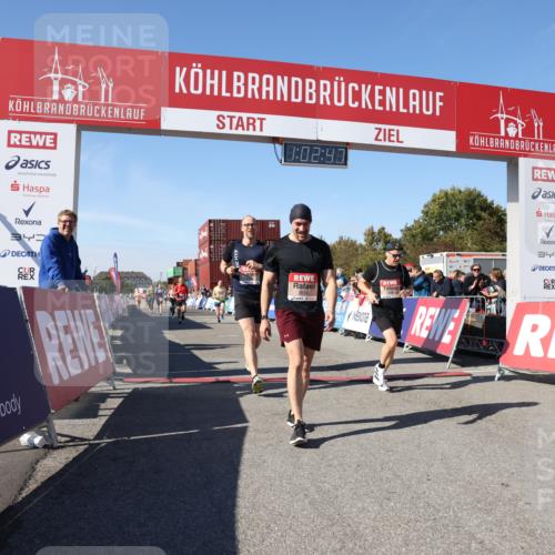 03.10.2025 - Köhlbrandbrückenlauf Lena Gebhardt http://msf.ph/oto/9047206 03.10.2025 13:02:48 Ziel 4116, 4279, 4579, 4619, 4747, 5245, 5726, 5793, 5810, 6175, 6255, 6447, 6739 meine-sportfotos.de