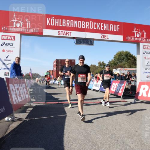 03.10.2025 - Köhlbrandbrückenlauf Lena Gebhardt http://msf.ph/oto/9047210 03.10.2025 13:02:48 Ziel 4116, 4279, 4579, 4619, 4747, 5245, 5726, 5793, 5810, 6175, 6255, 6447, 6739 meine-sportfotos.de
