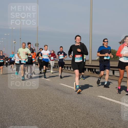 03.10.2025 - Köhlbrandbrückenlauf Fabian Wolf http://msf.ph/oto/9047213 03.10.2025 09:59:15 Position 3 1453, 1446 meine-sportfotos.de