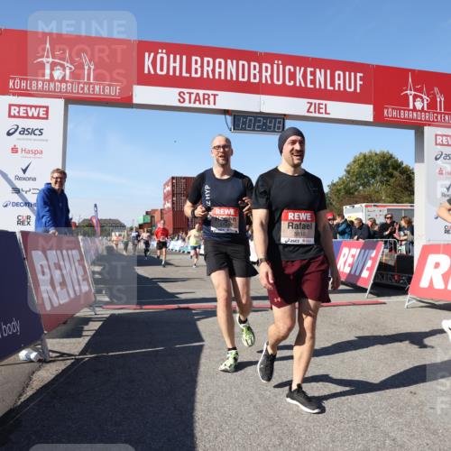 03.10.2025 - Köhlbrandbrückenlauf Lena Gebhardt http://msf.ph/oto/9047227 03.10.2025 13:02:49 Ziel 4116, 4279, 4579, 4619, 4747, 5245, 5726, 5793, 5810, 6175, 6255, 6447, 6739 meine-sportfotos.de
