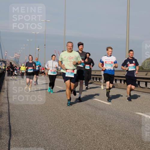 03.10.2025 - Köhlbrandbrückenlauf Fabian Wolf http://msf.ph/oto/9047246 03.10.2025 09:59:18 Position 3 2025, 3416 meine-sportfotos.de
