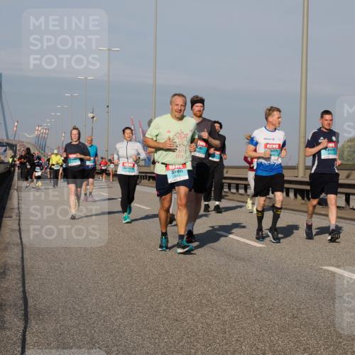 03.10.2025 - Köhlbrandbrückenlauf Fabian Wolf http://msf.ph/oto/9047250 03.10.2025 09:59:18 Position 3 2025, 3416, 049, 3047 meine-sportfotos.de