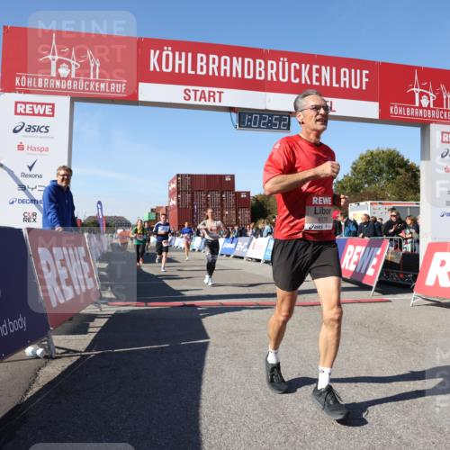 03.10.2025 - Köhlbrandbrückenlauf Lena Gebhardt http://msf.ph/oto/9047278 03.10.2025 13:02:53 Ziel 4095, 4116, 4137, 4203, 4279, 4579, 4619, 4747, 5245, 5793, 5810, 6175, 6255, 6447, 6739 meine-sportfotos.de