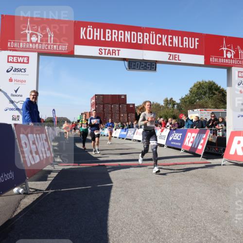 03.10.2025 - Köhlbrandbrückenlauf Lena Gebhardt http://msf.ph/oto/9047288 03.10.2025 13:02:54 Ziel 4095, 4116, 4137, 4203, 4279, 4579, 4619, 4747, 5245, 5793, 5810, 6175, 6447, 6739 meine-sportfotos.de