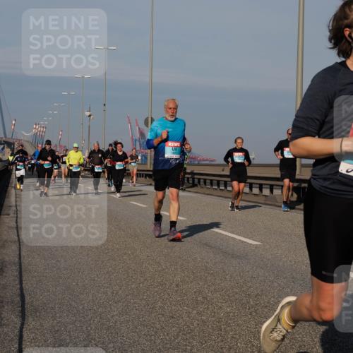 03.10.2025 - Köhlbrandbrückenlauf Fabian Wolf http://msf.ph/oto/9047331 03.10.2025 09:59:23 Position 3 3213 meine-sportfotos.de