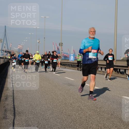 03.10.2025 - Köhlbrandbrückenlauf Fabian Wolf http://msf.ph/oto/9047355 03.10.2025 09:59:25 Position 3 3, 1809 meine-sportfotos.de