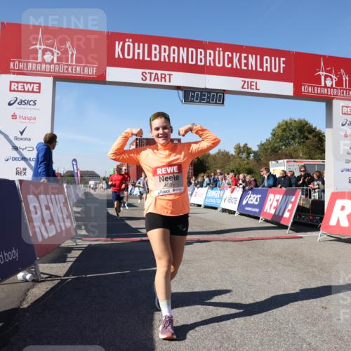 03.10.2025 - Köhlbrandbrückenlauf Lena Gebhardt http://msf.ph/oto/9047380 03.10.2025 13:03:00 Ziel 4095, 4137, 4203, 4279, 4294, 4619, 4747, 6175, 6447, 6655, 6770 meine-sportfotos.de