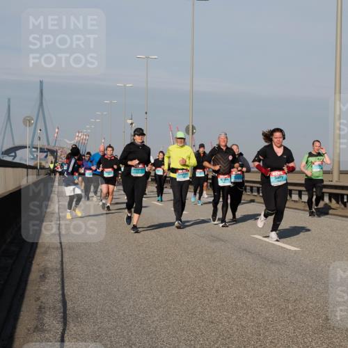 03.10.2025 - Köhlbrandbrückenlauf Fabian Wolf http://msf.ph/oto/9047392 03.10.2025 09:59:29 Position 3  meine-sportfotos.de