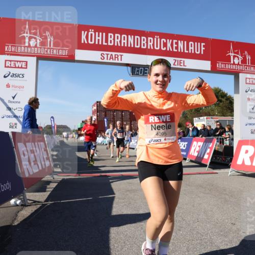 03.10.2025 - Köhlbrandbrückenlauf Lena Gebhardt http://msf.ph/oto/9047398 03.10.2025 13:03:01 Ziel 4095, 4137, 4203, 4279, 4294, 4619, 4747, 6655, 6770 meine-sportfotos.de