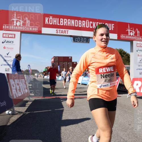 03.10.2025 - Köhlbrandbrückenlauf Lena Gebhardt http://msf.ph/oto/9047405 03.10.2025 13:03:01 Ziel 4095, 4137, 4203, 4279, 4294, 4619, 4747, 6655, 6770 meine-sportfotos.de