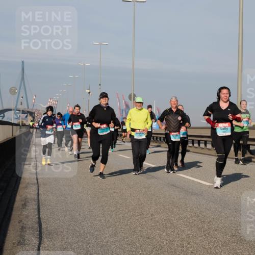 03.10.2025 - Köhlbrandbrückenlauf Fabian Wolf http://msf.ph/oto/9047406 03.10.2025 09:59:30 Position 3 1807 meine-sportfotos.de