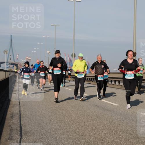 03.10.2025 - Köhlbrandbrückenlauf Fabian Wolf http://msf.ph/oto/9047410 03.10.2025 09:59:30 Position 3  meine-sportfotos.de