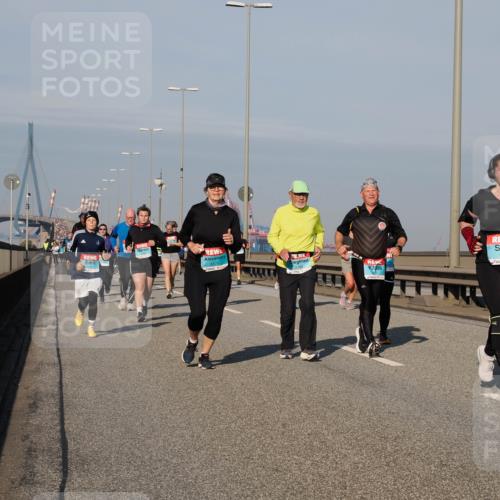 03.10.2025 - Köhlbrandbrückenlauf Fabian Wolf http://msf.ph/oto/9047420 03.10.2025 09:59:31 Position 3 3178, 3175, 1164, 7, 1807 meine-sportfotos.de