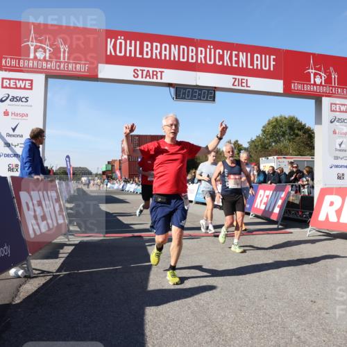 03.10.2025 - Köhlbrandbrückenlauf Lena Gebhardt http://msf.ph/oto/9047427 03.10.2025 13:03:03 Ziel 4095, 4137, 4203, 4279, 4294, 4619, 4747, 6655, 6770 meine-sportfotos.de