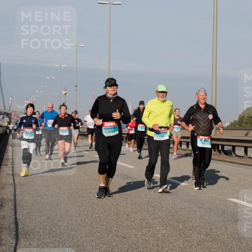 03.10.2025 - Köhlbrandbrückenlauf Fabian Wolf http://msf.ph/oto/9047433 03.10.2025 09:59:31 Position 3 3175, 1164, 17 meine-sportfotos.de