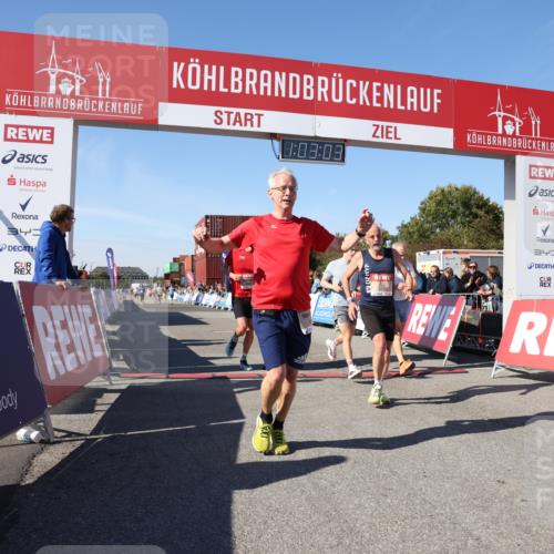 03.10.2025 - Köhlbrandbrückenlauf Lena Gebhardt http://msf.ph/oto/9047435 03.10.2025 13:03:03 Ziel 4095, 4137, 4203, 4279, 4294, 4619, 4747, 6655, 6770 meine-sportfotos.de