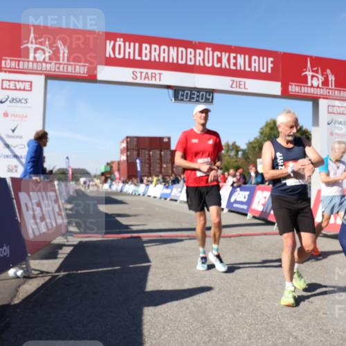 03.10.2025 - Köhlbrandbrückenlauf Lena Gebhardt http://msf.ph/oto/9047452 03.10.2025 13:03:04 Ziel 4095, 4137, 4203, 4279, 4294, 4747, 6655, 6770 meine-sportfotos.de