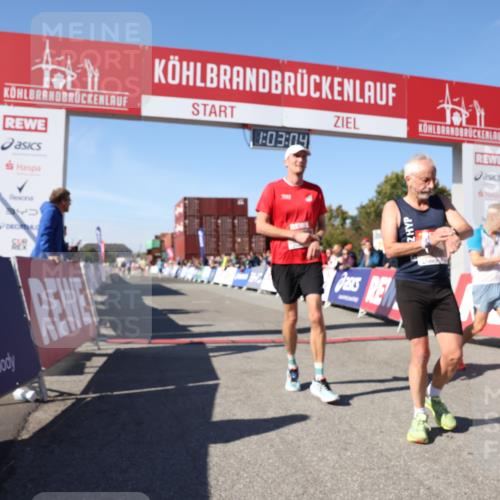 03.10.2025 - Köhlbrandbrückenlauf Lena Gebhardt http://msf.ph/oto/9047455 03.10.2025 13:03:04 Ziel 4095, 4137, 4203, 4279, 4294, 4747, 6655, 6770 meine-sportfotos.de