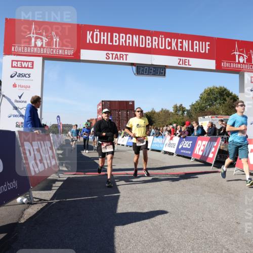 03.10.2025 - Köhlbrandbrückenlauf Lena Gebhardt http://msf.ph/oto/9047495 03.10.2025 13:03:14 Ziel 4085, 4208, 4268, 4856, 5048, 6279, 6612, 6722, 6784 meine-sportfotos.de