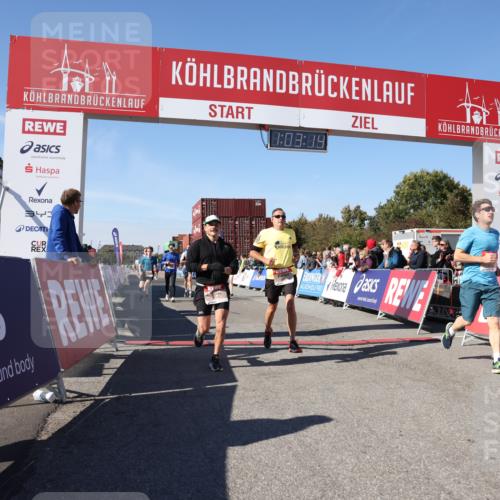 03.10.2025 - Köhlbrandbrückenlauf Lena Gebhardt http://msf.ph/oto/9047499 03.10.2025 13:03:14 Ziel 4085, 4208, 4268, 4856, 5048, 6279, 6612, 6722, 6784 meine-sportfotos.de