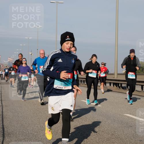 03.10.2025 - Köhlbrandbrückenlauf Fabian Wolf http://msf.ph/oto/9047501 03.10.2025 09:59:35 Position 3 3178 meine-sportfotos.de