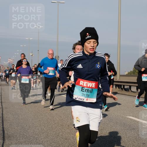 03.10.2025 - Köhlbrandbrückenlauf Fabian Wolf http://msf.ph/oto/9047508 03.10.2025 09:59:36 Position 3 3178 meine-sportfotos.de