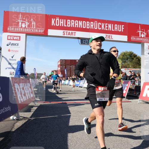 03.10.2025 - Köhlbrandbrückenlauf Lena Gebhardt http://msf.ph/oto/9047516 03.10.2025 13:03:15 Ziel 4085, 4208, 4268, 4856, 5048, 5063, 6279, 6612, 6722, 6784 meine-sportfotos.de