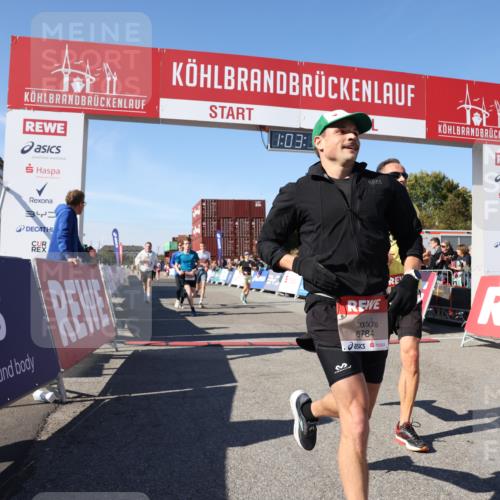 03.10.2025 - Köhlbrandbrückenlauf Lena Gebhardt http://msf.ph/oto/9047520 03.10.2025 13:03:15 Ziel 4085, 4208, 4268, 4856, 5048, 5063, 6279, 6612, 6722, 6784 meine-sportfotos.de