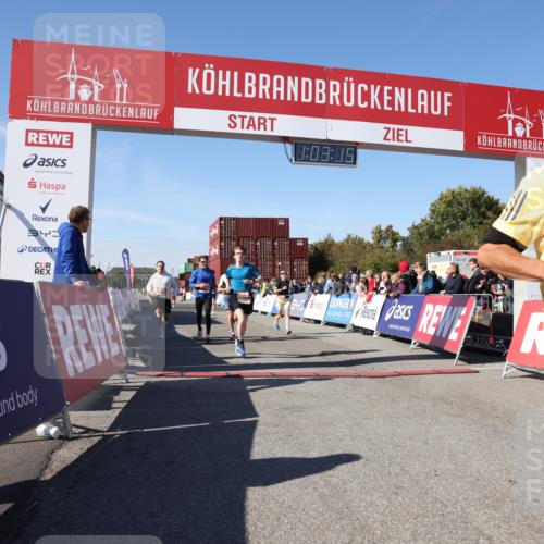 03.10.2025 - Köhlbrandbrückenlauf Lena Gebhardt http://msf.ph/oto/9047530 03.10.2025 13:03:16 Ziel 4085, 4208, 4268, 4856, 5048, 5063, 6279, 6612, 6722, 6784 meine-sportfotos.de