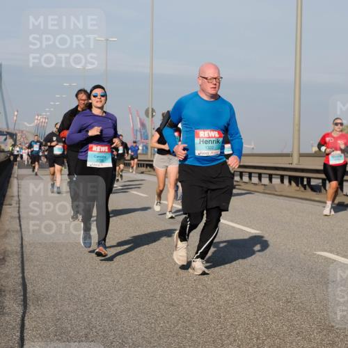 03.10.2025 - Köhlbrandbrückenlauf Fabian Wolf http://msf.ph/oto/9047537 03.10.2025 09:59:37 Position 3 3726, 1322 meine-sportfotos.de
