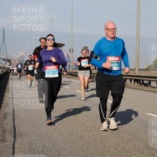 03.10.2025 - Köhlbrandbrückenlauf Fabian Wolf http://msf.ph/oto/9047543 03.10.2025 09:59:38 Position 3 3726, 1322 meine-sportfotos.de