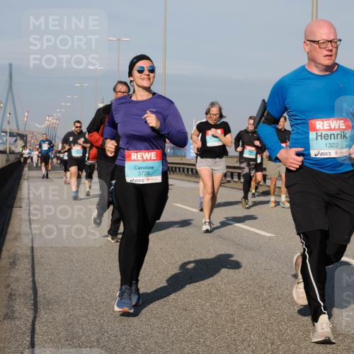 03.10.2025 - Köhlbrandbrückenlauf Fabian Wolf http://msf.ph/oto/9047551 03.10.2025 09:59:38 Position 3 3726, 1322 meine-sportfotos.de