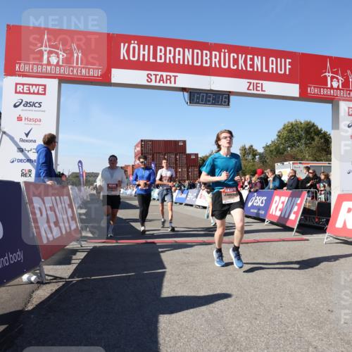 03.10.2025 - Köhlbrandbrückenlauf Lena Gebhardt http://msf.ph/oto/9047556 03.10.2025 13:03:17 Ziel 4085, 4208, 4268, 4283, 4856, 5048, 5063, 6279, 6612, 6722, 6784 meine-sportfotos.de