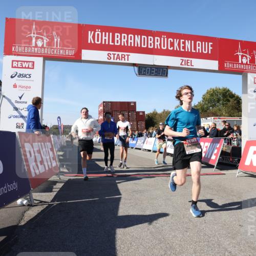 03.10.2025 - Köhlbrandbrückenlauf Lena Gebhardt http://msf.ph/oto/9047562 03.10.2025 13:03:17 Ziel 4085, 4208, 4268, 4283, 4856, 5048, 5063, 6279, 6612, 6722, 6784 meine-sportfotos.de