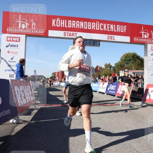 03.10.2025 - Köhlbrandbrückenlauf Lena Gebhardt http://msf.ph/oto/9047595 03.10.2025 13:03:18 Ziel 4085, 4208, 4268, 4283, 4856, 5048, 5063, 6279, 6612, 6722, 6784 meine-sportfotos.de