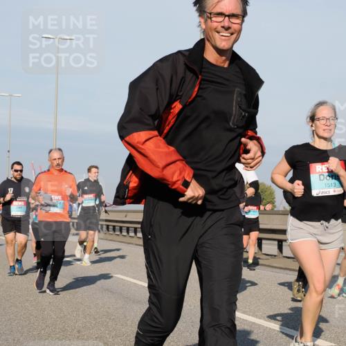 03.10.2025 - Köhlbrandbrückenlauf Fabian Wolf http://msf.ph/oto/9047598 03.10.2025 09:59:41 Position 3 17, 1513 meine-sportfotos.de