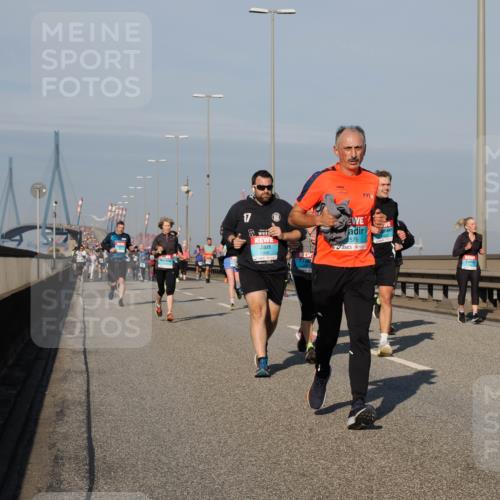 03.10.2025 - Köhlbrandbrückenlauf Fabian Wolf http://msf.ph/oto/9047610 03.10.2025 09:59:42 Position 3 2905, 3576 meine-sportfotos.de