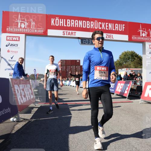 03.10.2025 - Köhlbrandbrückenlauf Lena Gebhardt http://msf.ph/oto/9047620 03.10.2025 13:03:19 Ziel 4085, 4208, 4225, 4268, 4283, 4856, 5048, 5063, 6279, 6612, 6722, 6784 meine-sportfotos.de