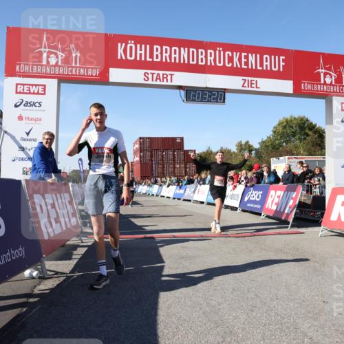 03.10.2025 - Köhlbrandbrückenlauf Lena Gebhardt http://msf.ph/oto/9047630 03.10.2025 13:03:21 Ziel 4085, 4208, 4225, 4268, 4283, 4856, 5048, 5063, 6279, 6612, 6632, 6722, 6784 meine-sportfotos.de