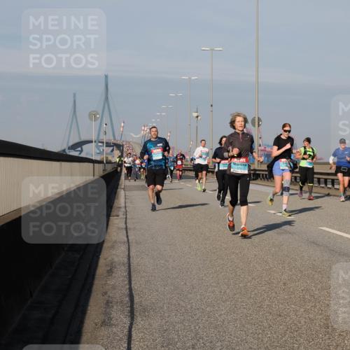 03.10.2025 - Köhlbrandbrückenlauf Fabian Wolf http://msf.ph/oto/9047656 03.10.2025 09:59:46 Position 3  meine-sportfotos.de