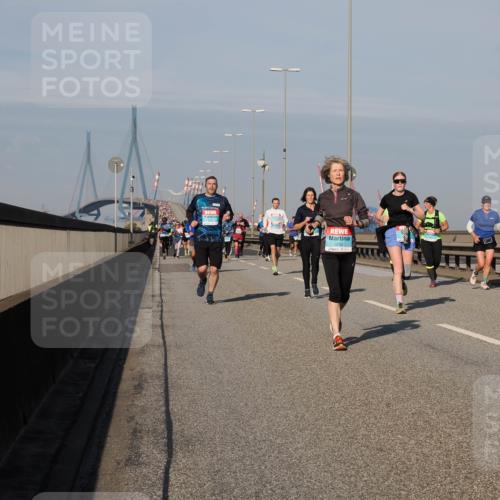 03.10.2025 - Köhlbrandbrückenlauf Fabian Wolf http://msf.ph/oto/9047662 03.10.2025 09:59:46 Position 3 3252 meine-sportfotos.de